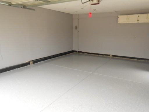 903 Banyan Ct - Photo 2 of 14
