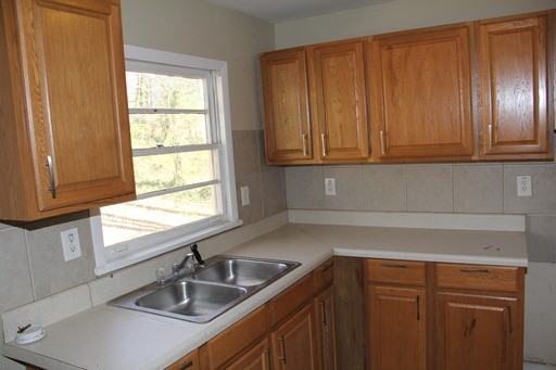 2207 Swallow Cir SE - Photo 2 of 13