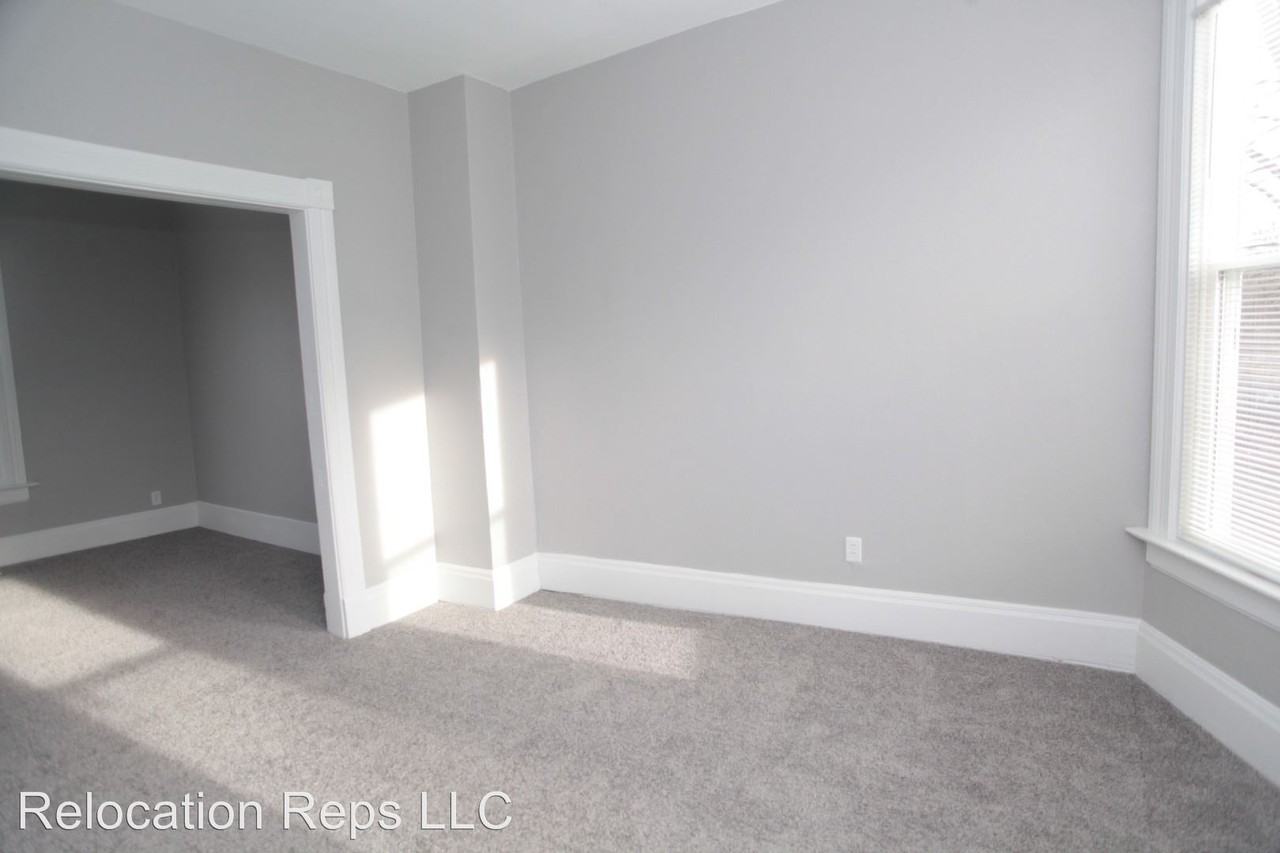 603 W 14th St - Photo 2 of 27