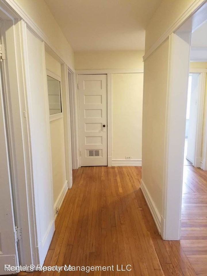 Saint Louis - Photo 3 of 16