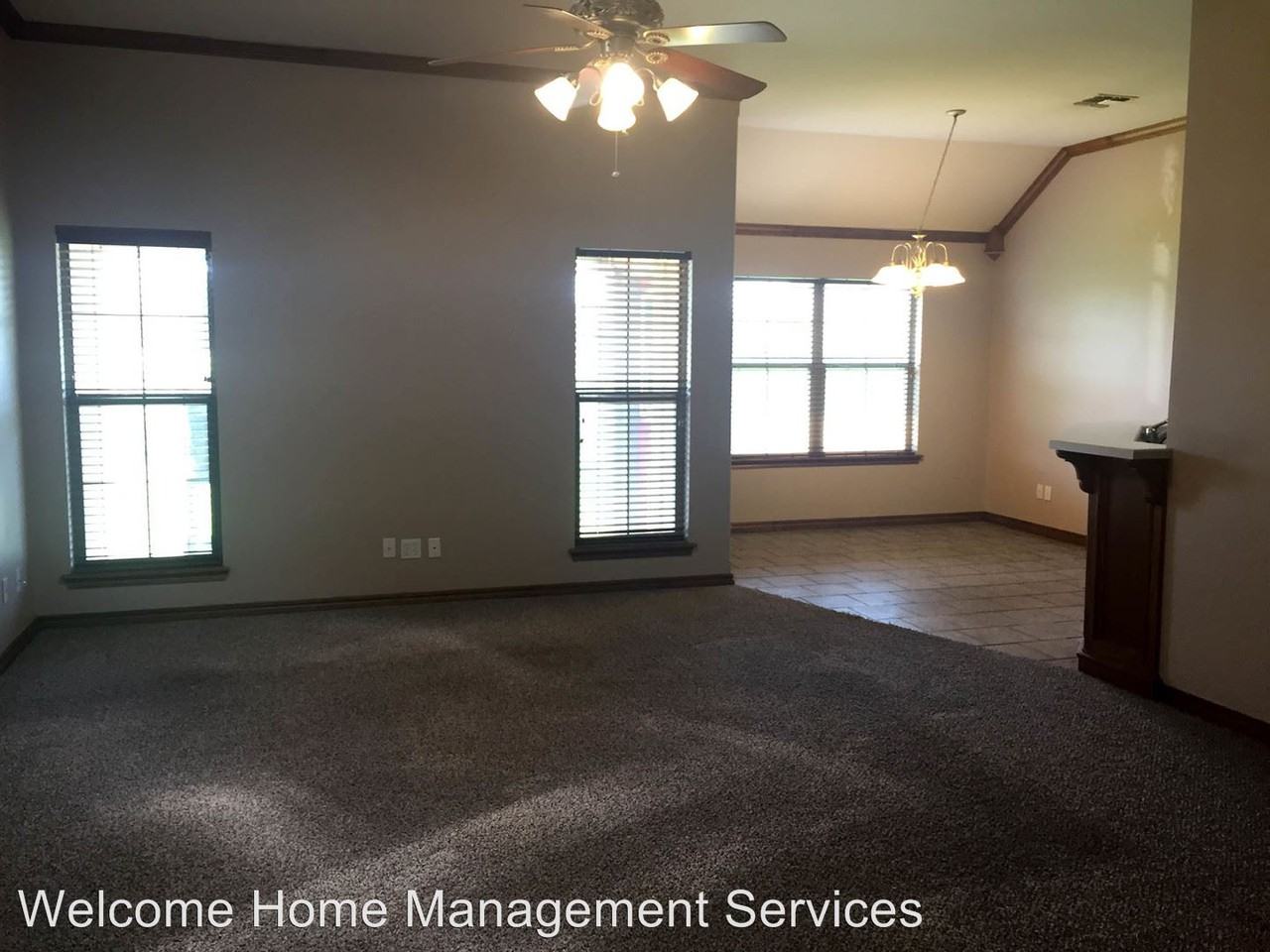 10720 NW 37th St - Photo 3 of 20