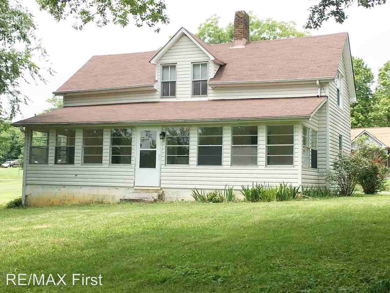 118 N Young St - Photo 2 of 14