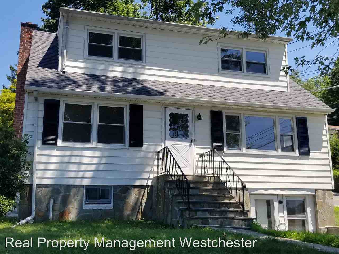 248 Abbott Ave - Photo 2 of 16