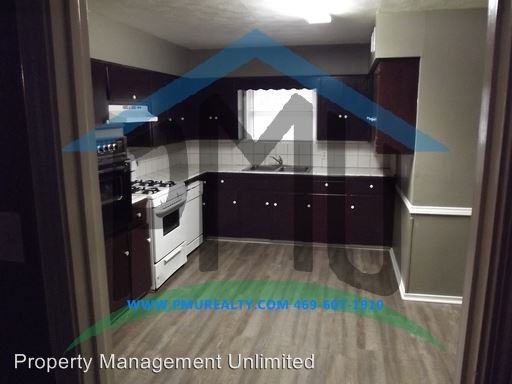 1115 Indian Creek Trail - Photo 2 of 12