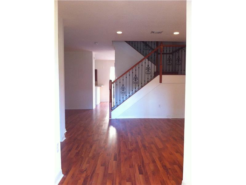 12439 Southwest 125th Street - Photo 2 of 8