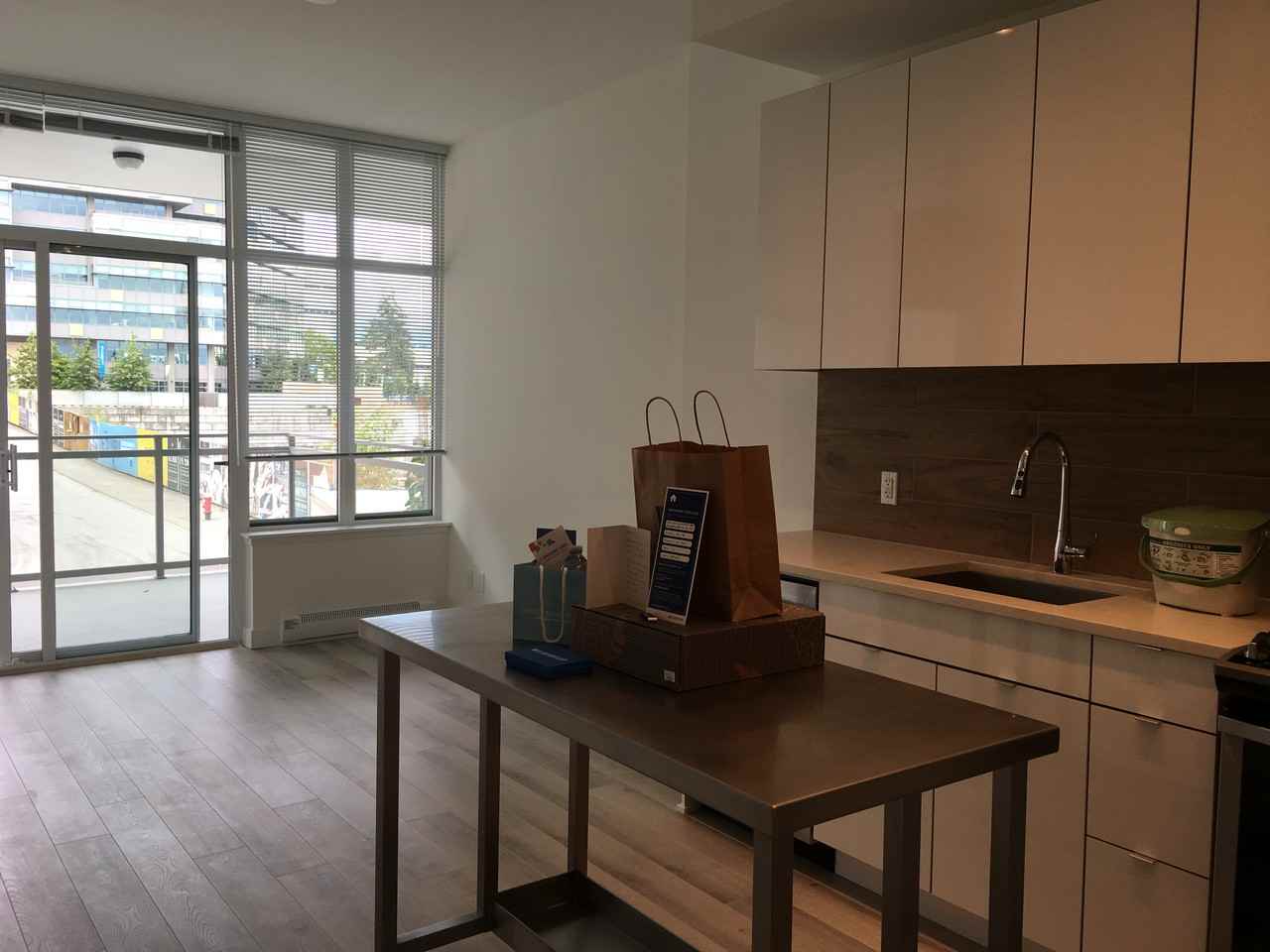 200 Nelson's Crescent - Photo 5 of 36