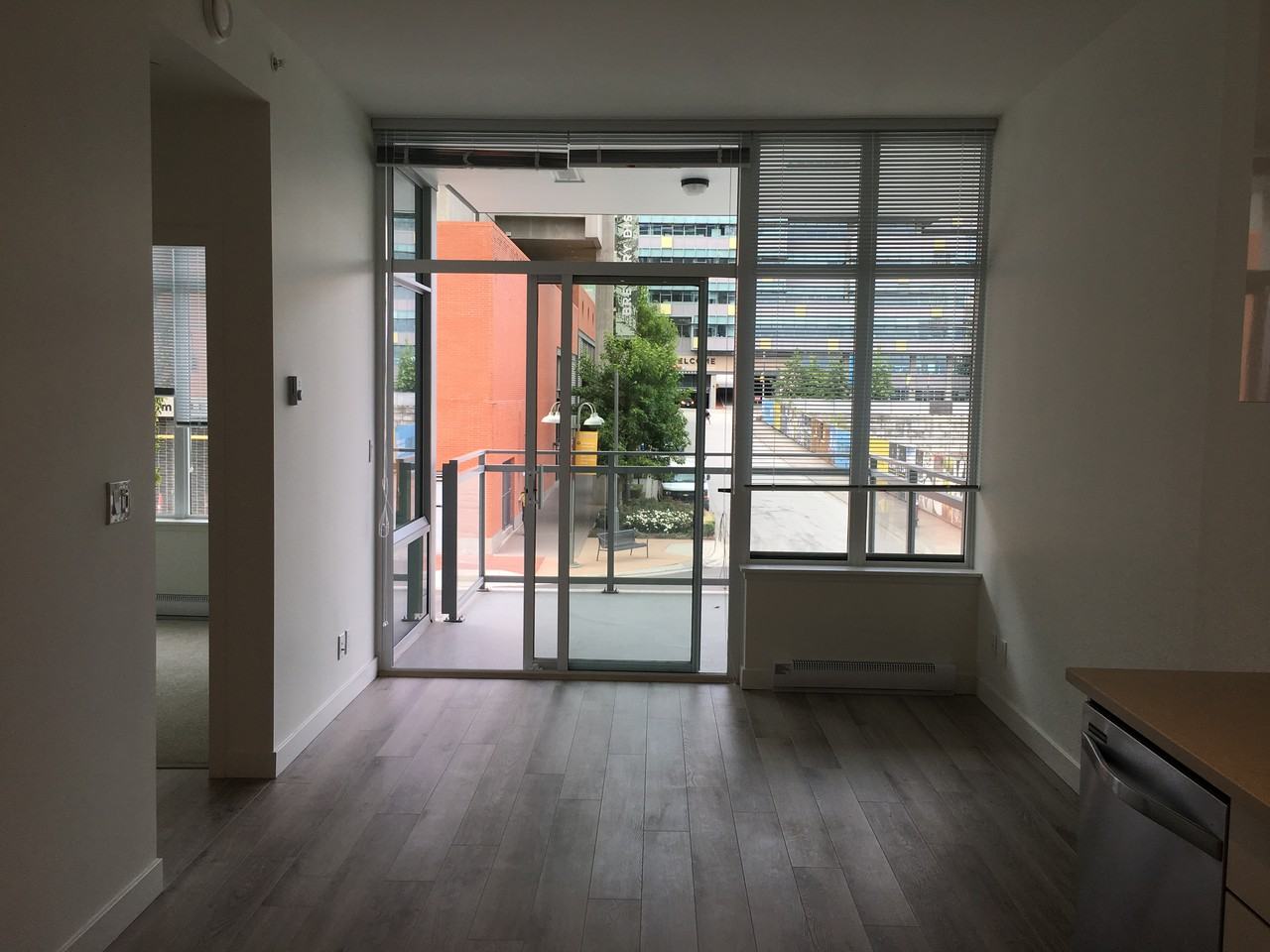 200 Nelson's Crescent - Photo 6 of 36