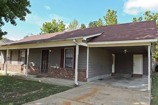 44 Laurel Ln - Photo 2 of 3