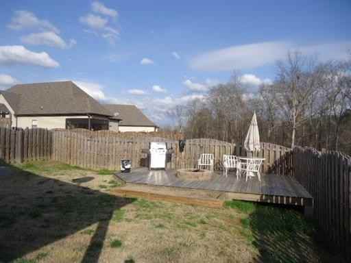 133 Sharpe St - Photo 3 of 13
