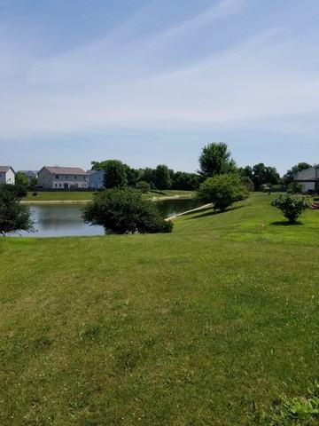 403 Gregory Ln - Photo 2 of 18