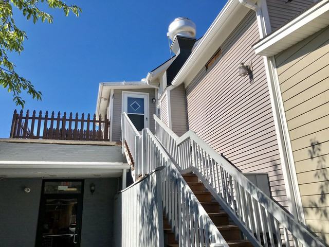 1001 Curtiss St - Photo 3 of 35