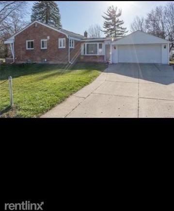 27790 W Chicago - Photo 2 of 19