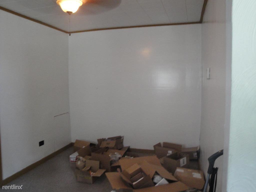 50 Boundary St #REAR - Photo 3 of 10