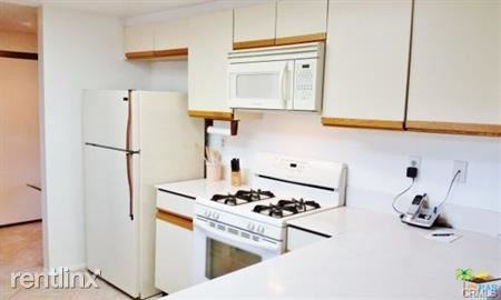 306 Tiffany Cir E - Photo 3 of 19