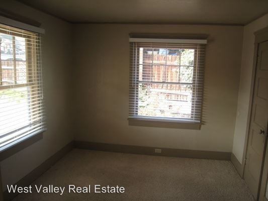 528 D St - Photo 3 of 10