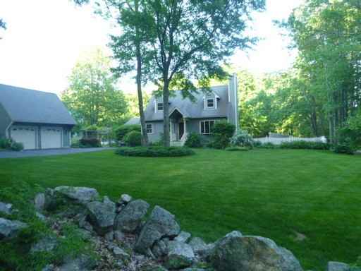 155 Burlingame Rd - Photo 2 of 18