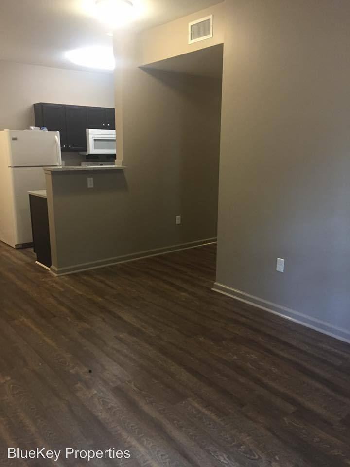 Highland Ave - Photo 2 of 11