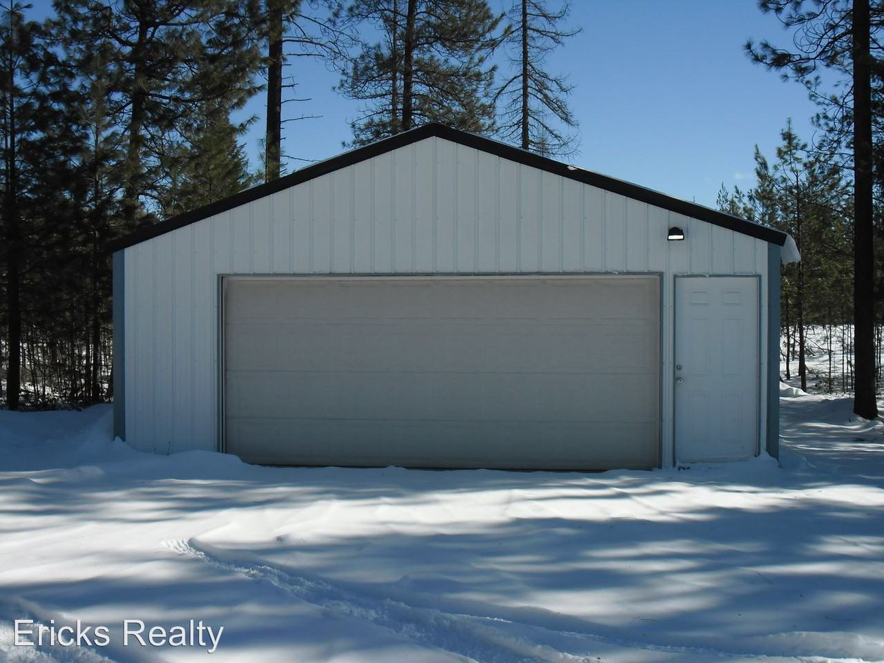 4044 Pine Meadows Dr - Photo 2 of 35