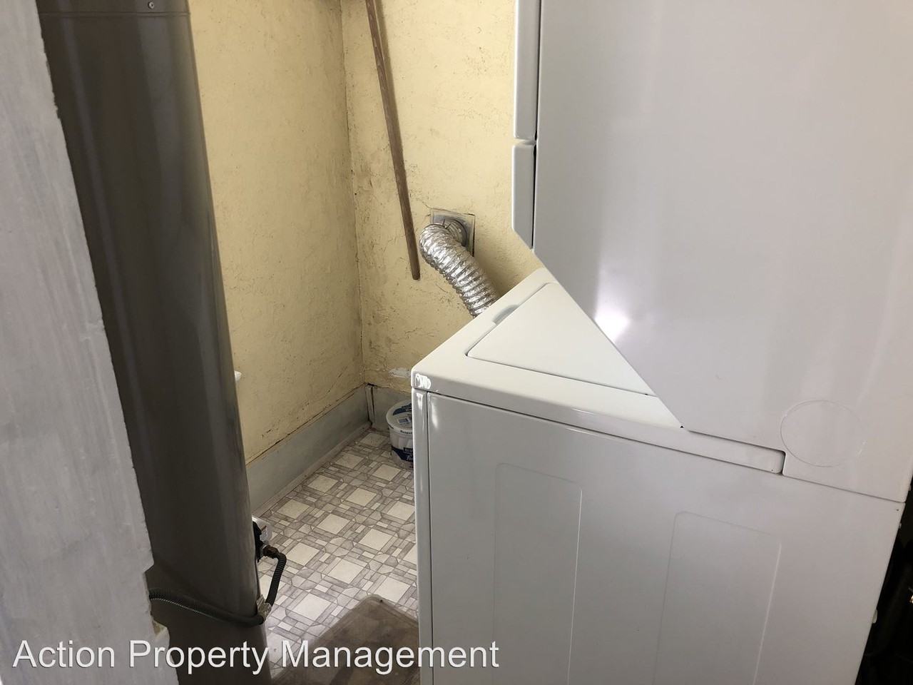 412 East St - Photo 2 of 9