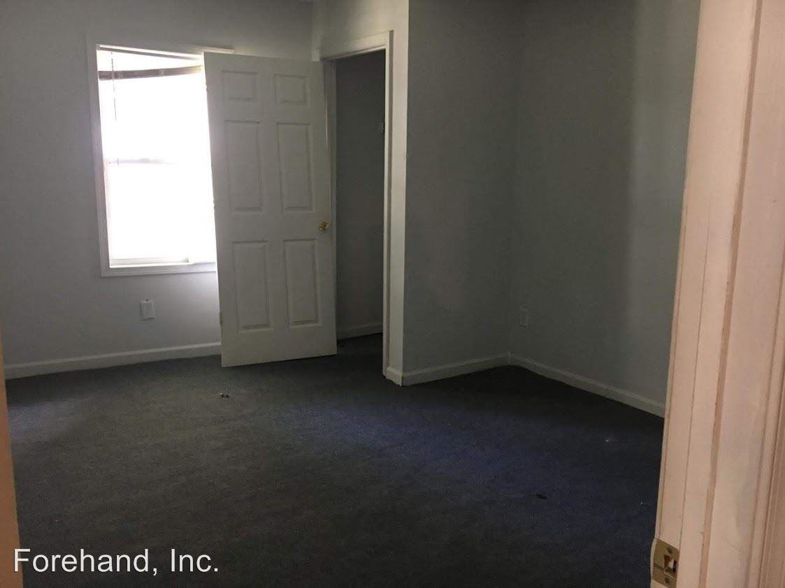 111 Willow St - Photo 2 of 7