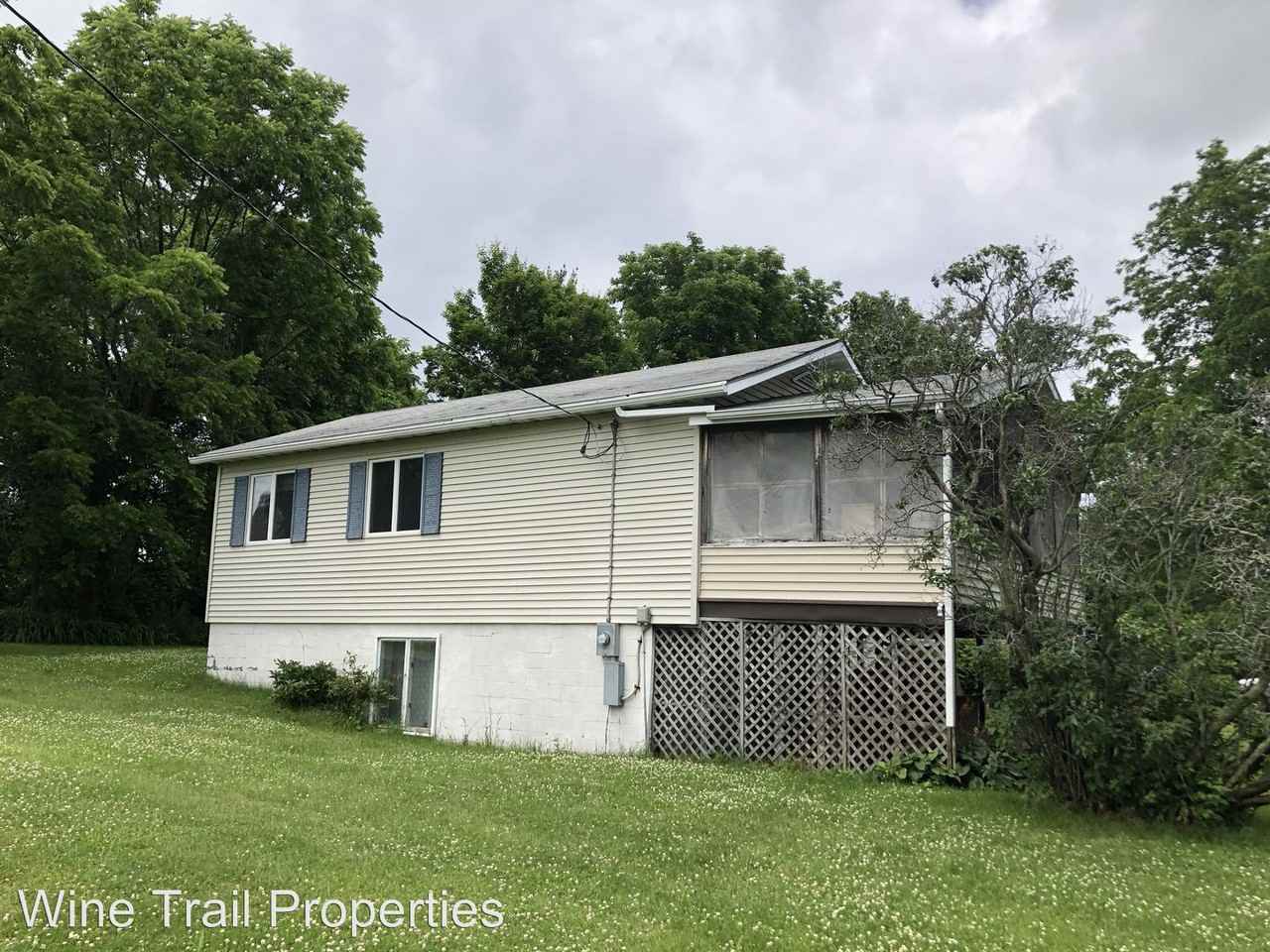 466 Hayes Rd - Photo 3 of 12