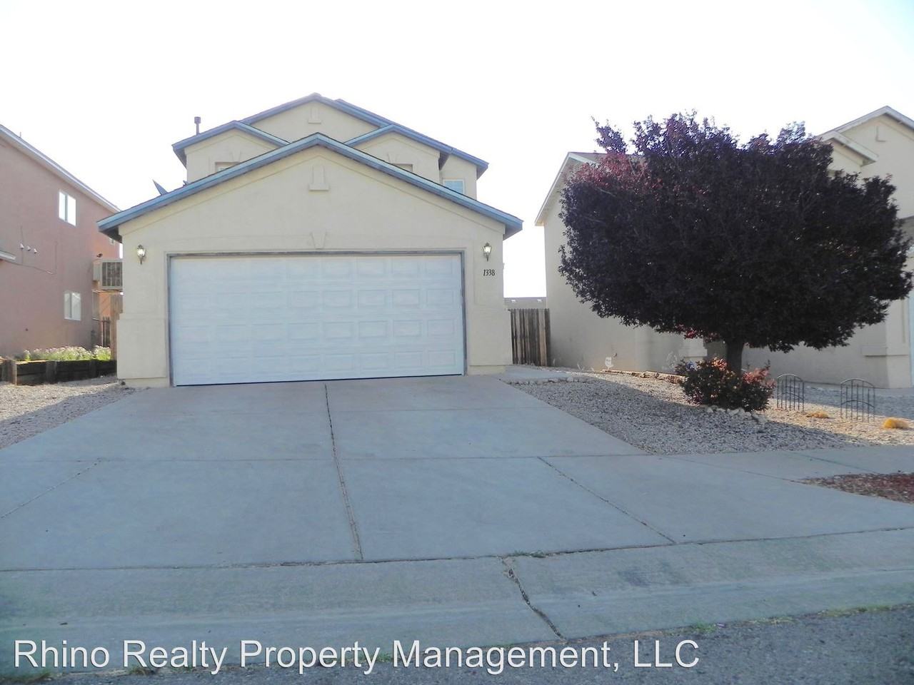 1338 Ojo Sarco St SW - Photo 2 of 36