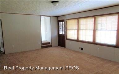 2727 N George Mason Dr - Photo 3 of 14