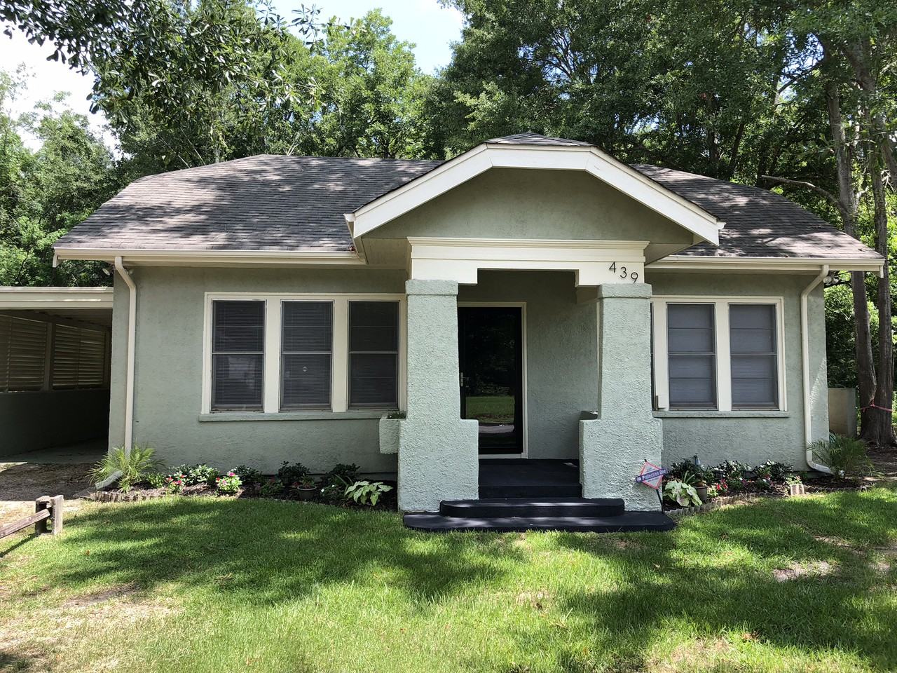 439 W 4th St - Photo 3 of 21