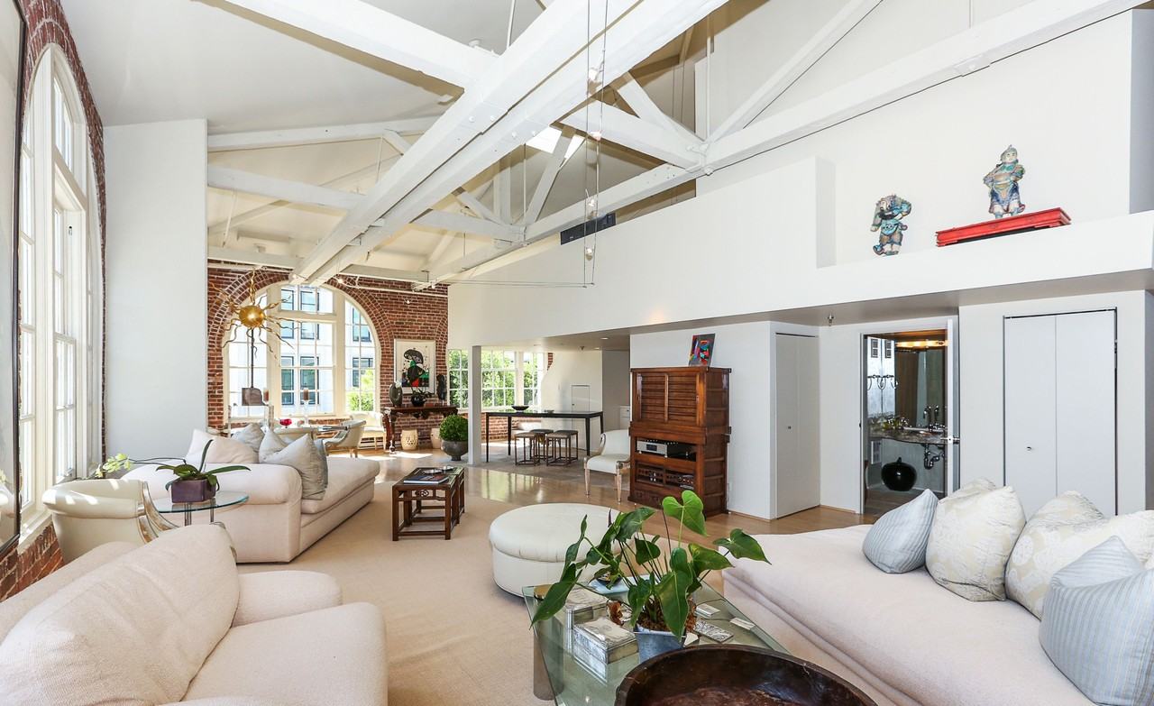 135 Main St #320 - Photo 2 of 20