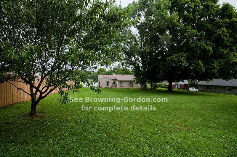 328 E Thompson Ln - Photo 3 of 29