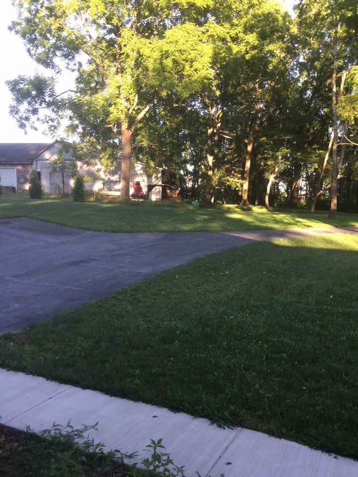 4248 Poole Rd - Photo 2 of 17