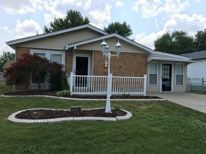 1688 Boardwalk Ave - Photo 2 of 13