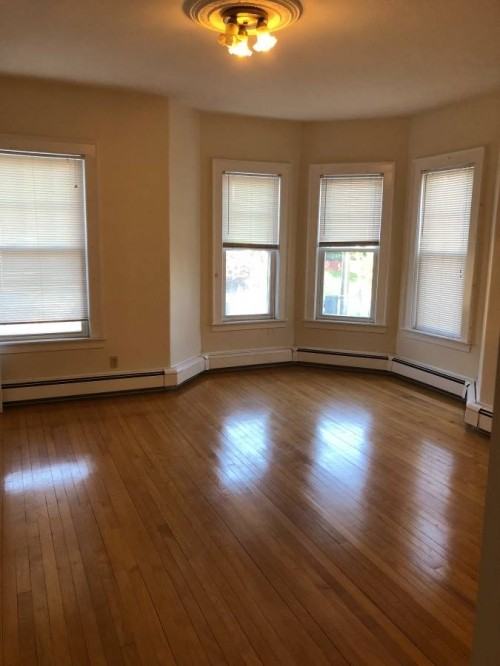 803 Main St - Photo 3 of 18