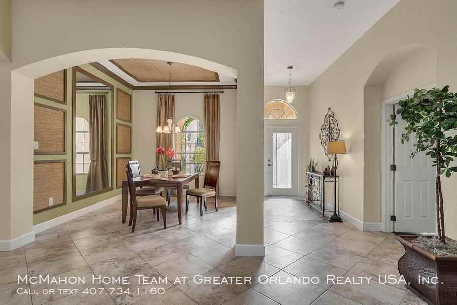 345 Silver Springs Dr - Photo 3 of 39