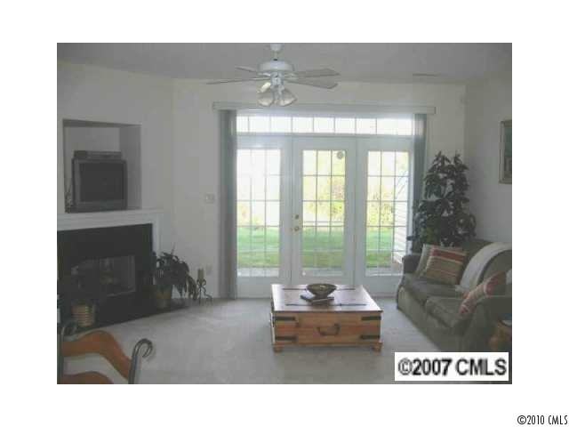 1318 Anthem Ct - Photo 3 of 4