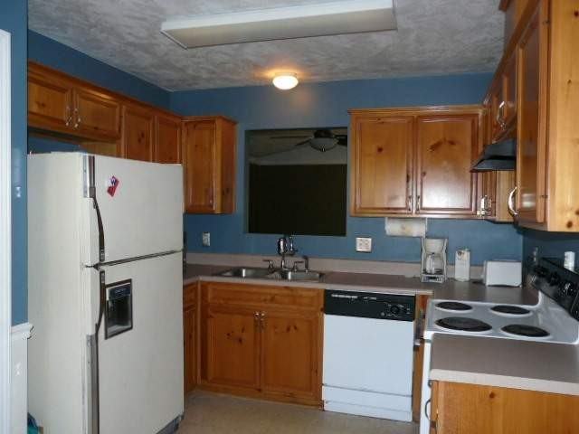 2101 Wesley Ct - Photo 2 of 8