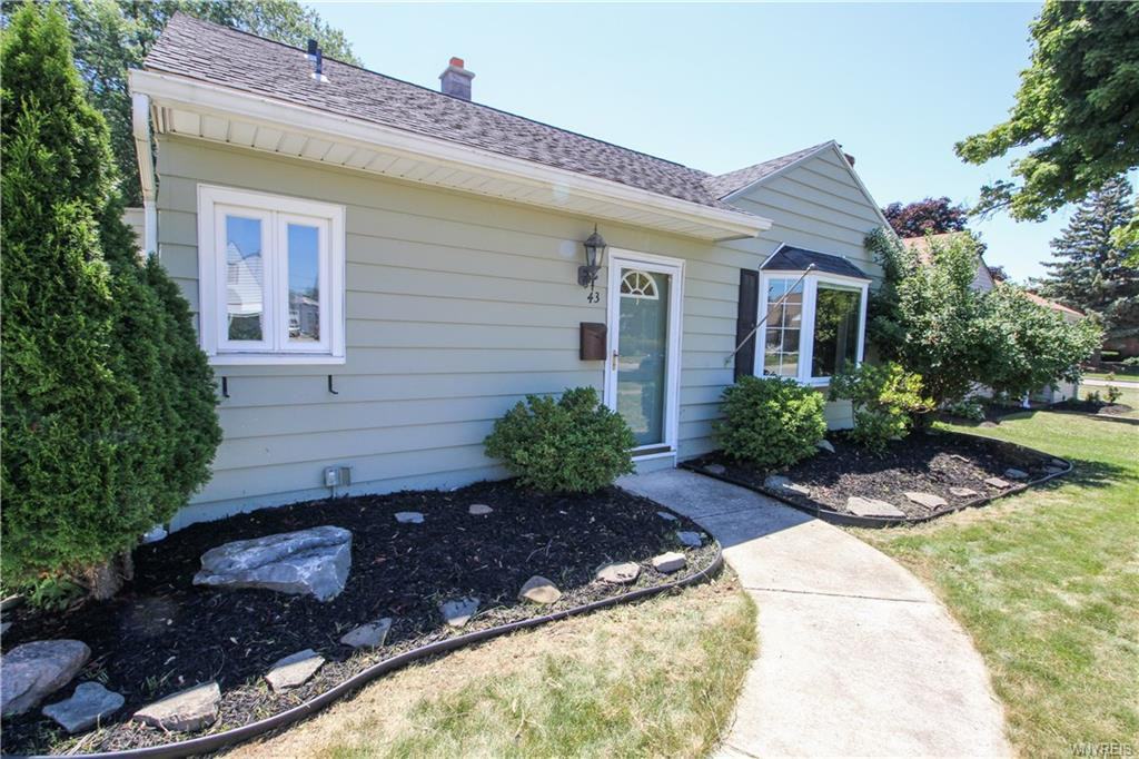 43 Wayne Terrace - Photo 2 of 28