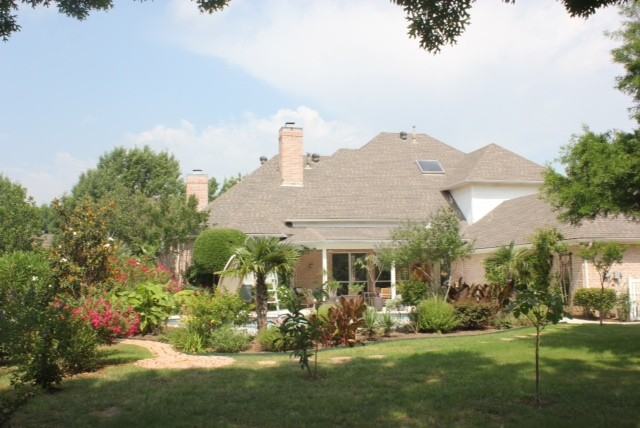 5903 Highland Hills Ln - Photo 3 of 18