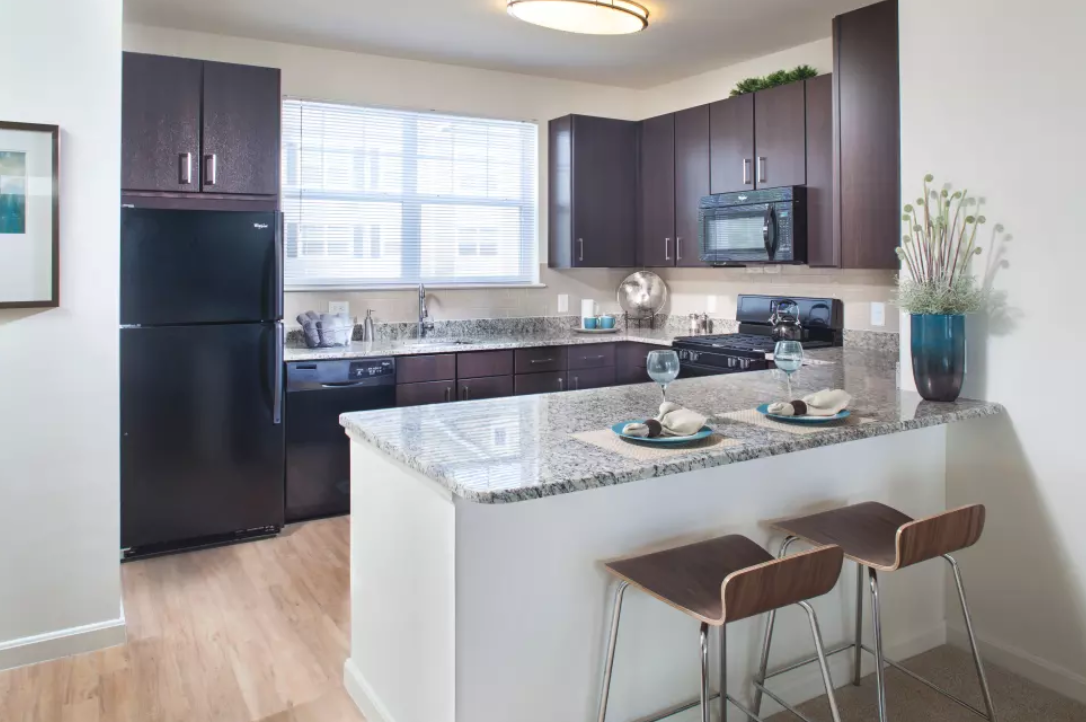 Prynne Hills - Photo 3 of 8