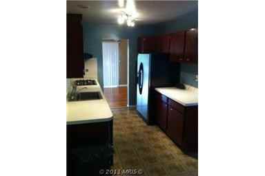 10400 Iris Pl - Photo 2 of 7