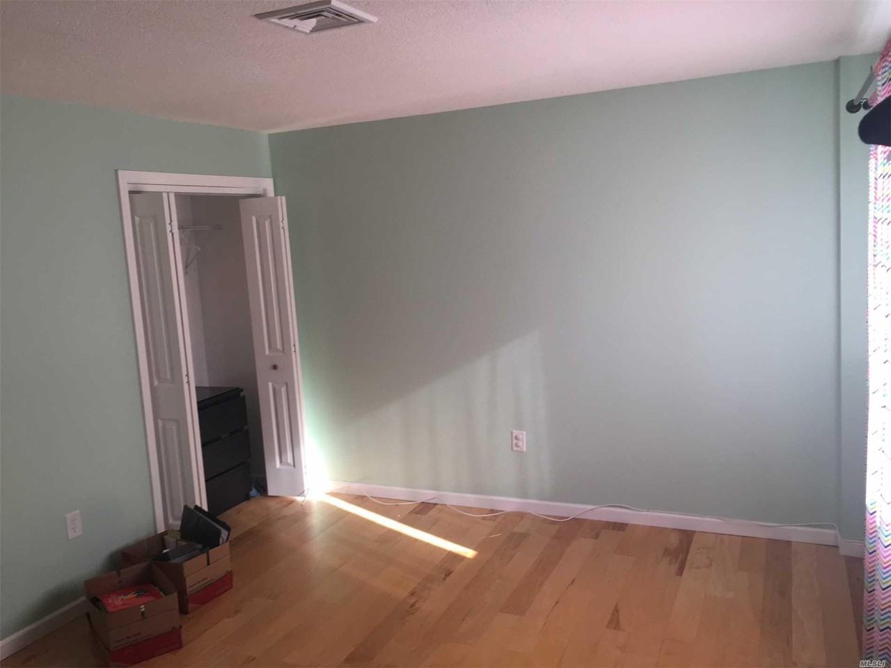 565 Avenue A - Photo 3 of 15