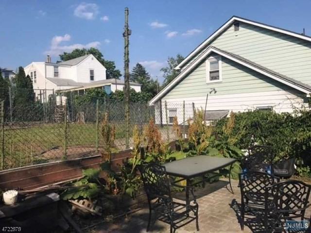 159 Grant Ave - Photo 2 of 8