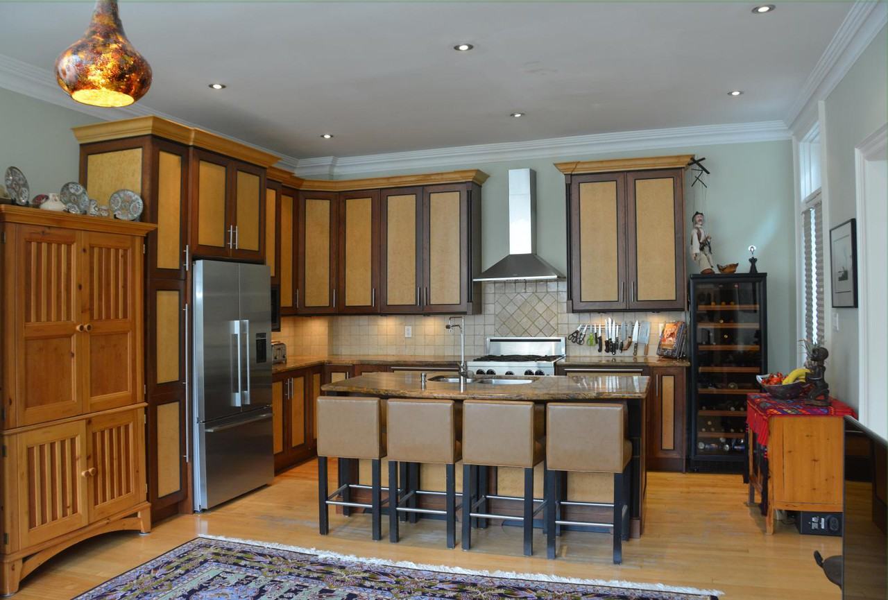139 Crescent Road - Photo 3 of 10