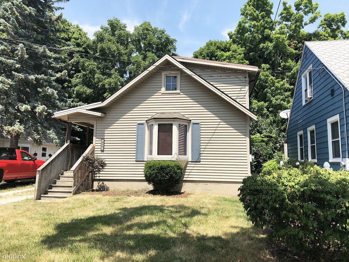 917 Pacific Ave - Photo 2 of 16