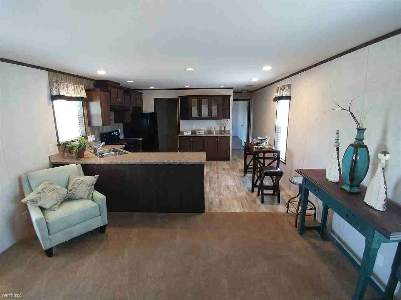 25 Cherry Ln - Photo 3 of 23