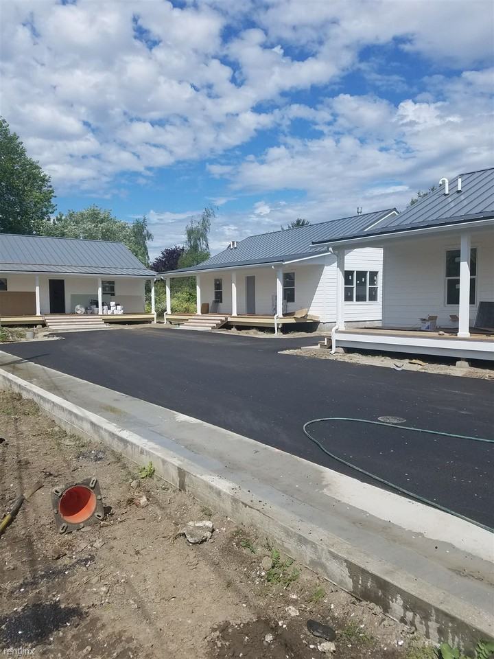 1180 Spear Ave - Photo 2 of 10