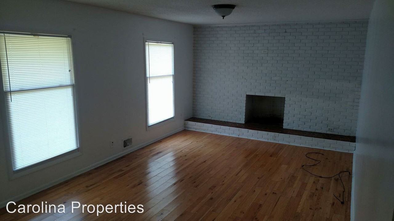10218 US-421 - Photo 2 of 32