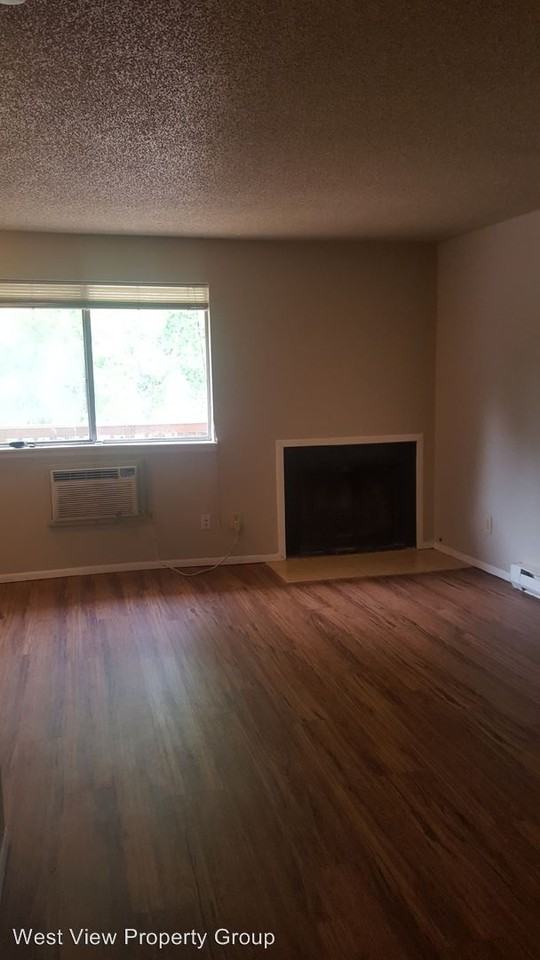 328 21st Ave - Photo 2 of 6