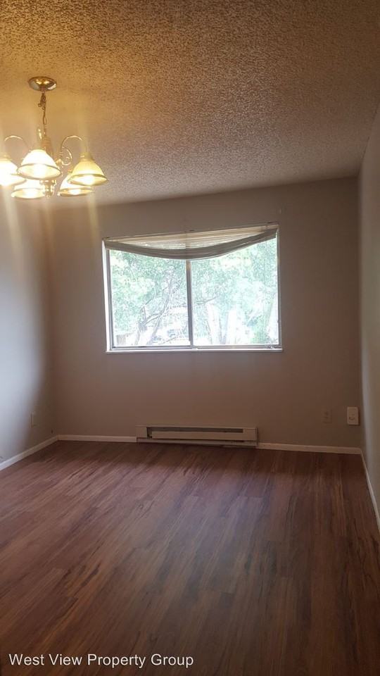 328 21st Ave - Photo 3 of 6