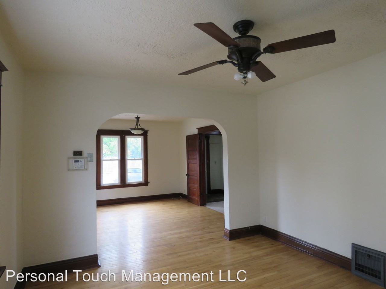 306 Center Ave E - Photo 2 of 34